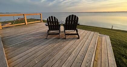 Tiny House on Sunset Point - Back Bay