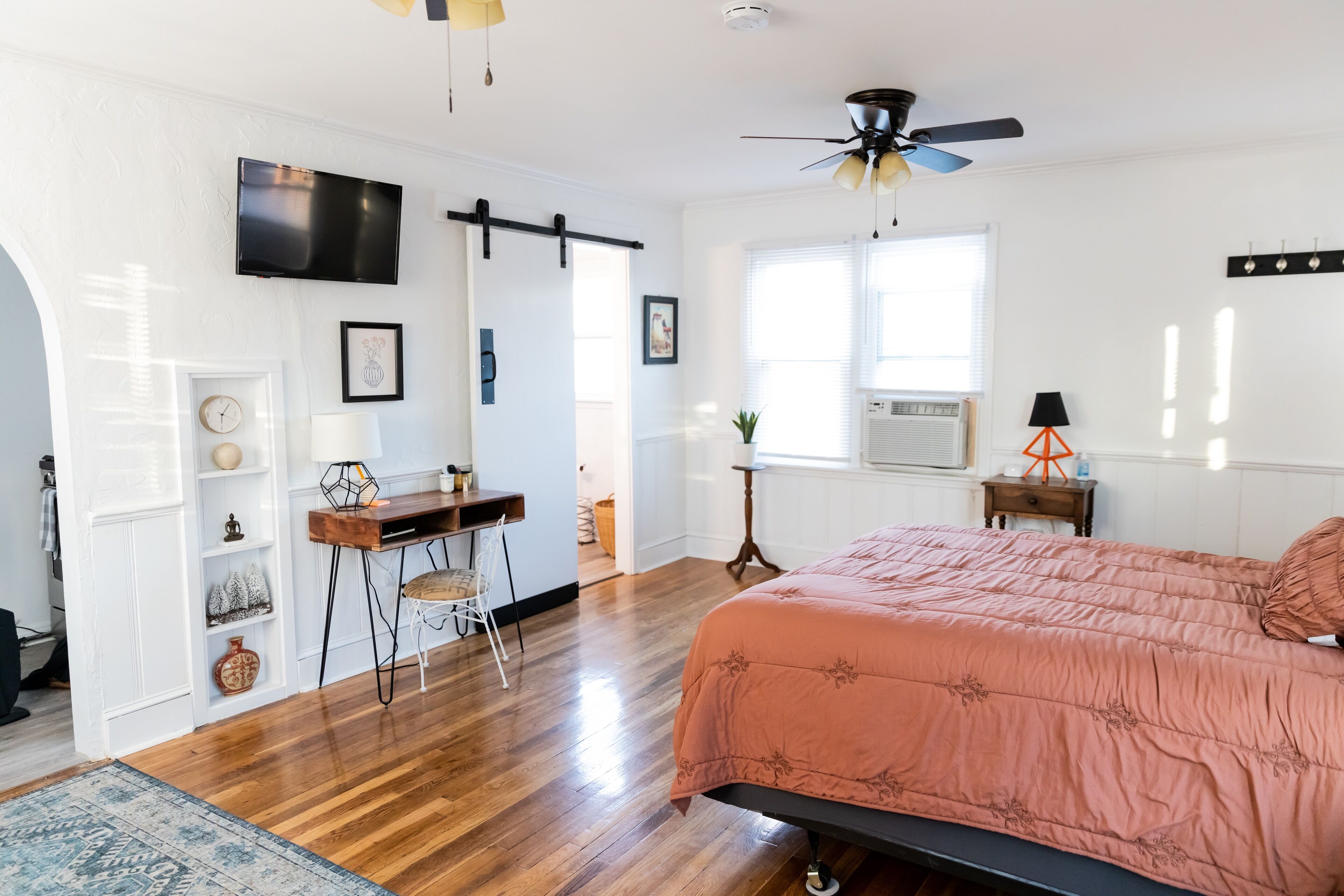 Quiet well lit studio loft just minutes from historical downtown.