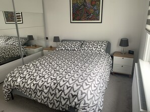 3 chambres, bureau, fer et planche à repasser, Wi-Fi