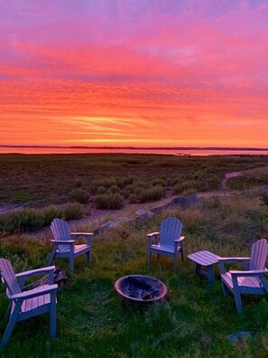 Property grounds - Sunset Waterfront Privacy Beach (Newburyport)