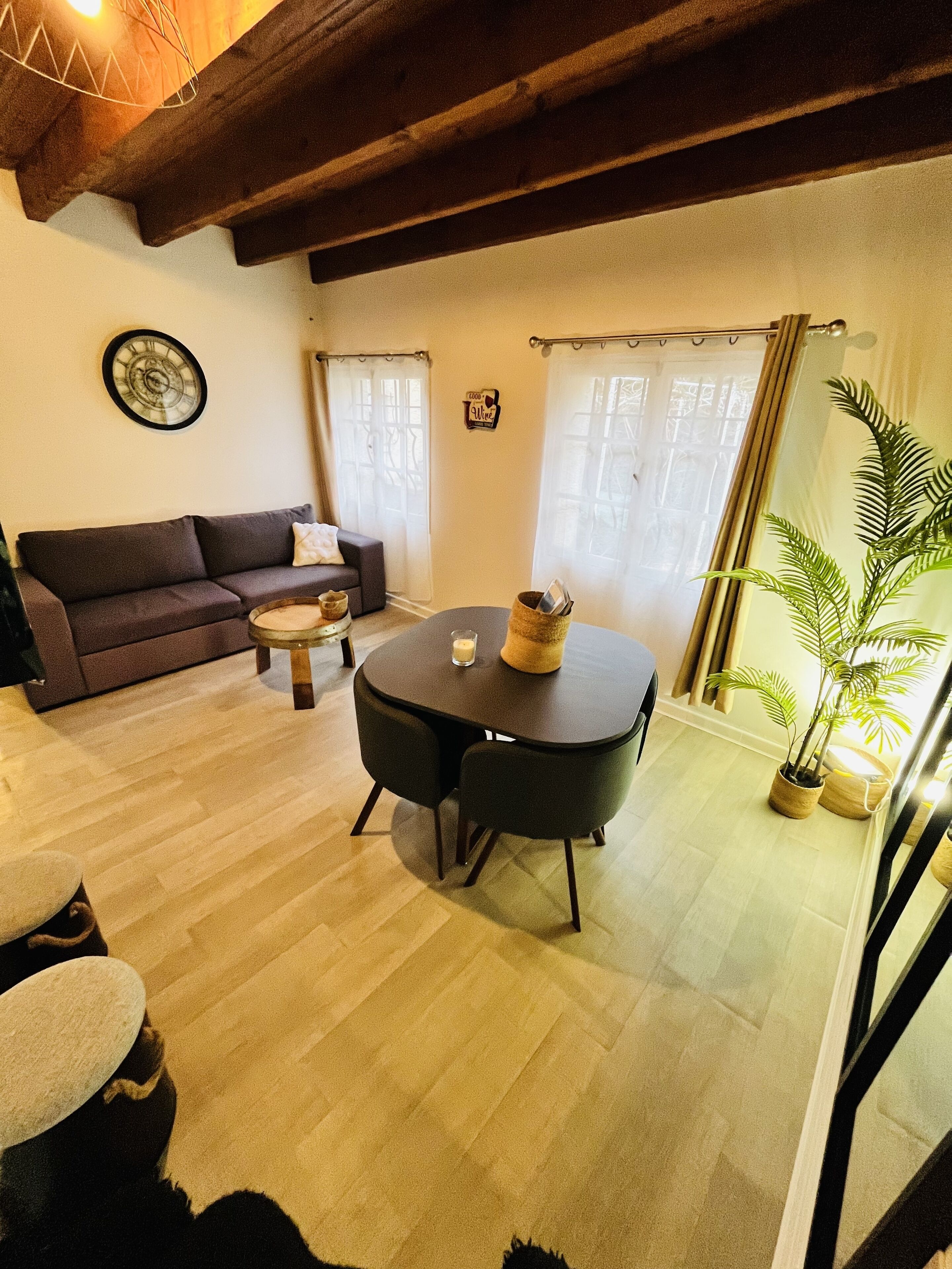 Jacuzzi intérieur chauffé & Jardin privé