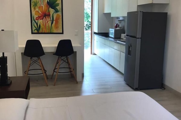 1 dormitori, wifi gratuïta i roba de llit