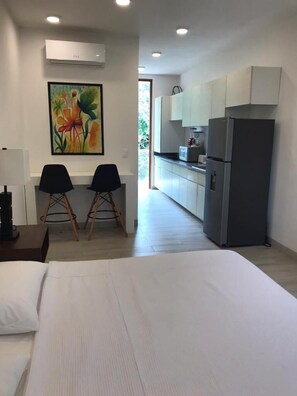 1 quarto, Wi-Fi de cortesia, roupa de cama