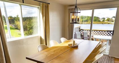 Fisherman's Rest House 30 meter distant to beach, sleeps 5