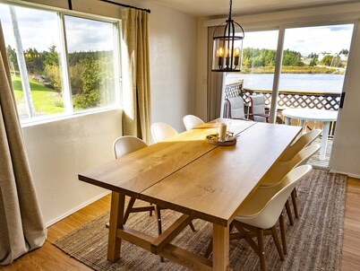 Fisherman's Rest House 30 meter distant to beach, sleeps 5
