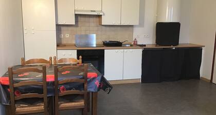 Appartement calme ville médiévale st macaire