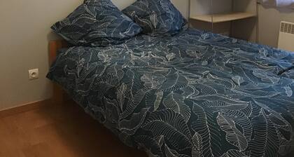 Appartement calme ville médiévale st macaire