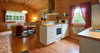 Accommodation in the forest by the lake. Come and visit us in Sweden