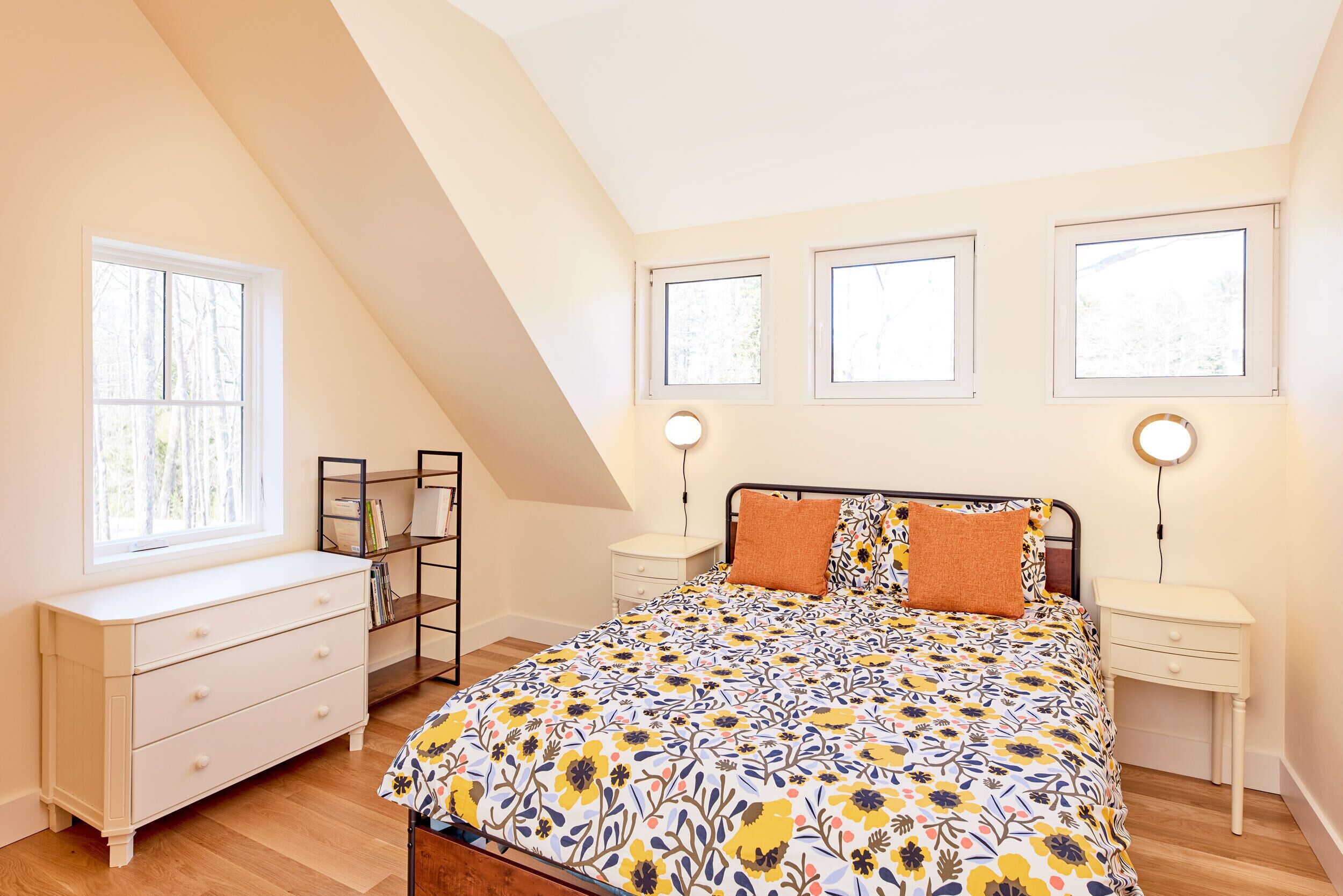 The Farm Loft, on an organic farm - 10 min from beaches!