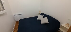 2 bedrooms, iron/ironing board