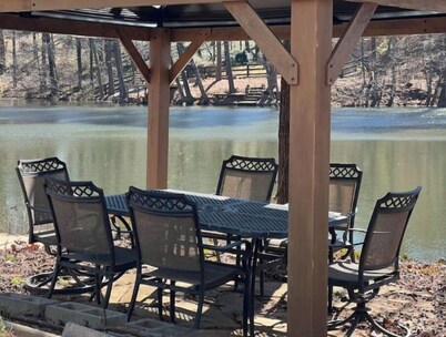 Chandler Retreat - Lakehouse