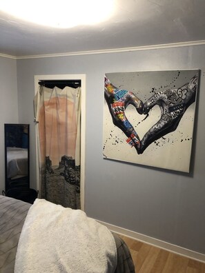 1 chambre, fer et planche à repasser, Wi-Fi gratuit, draps fournis