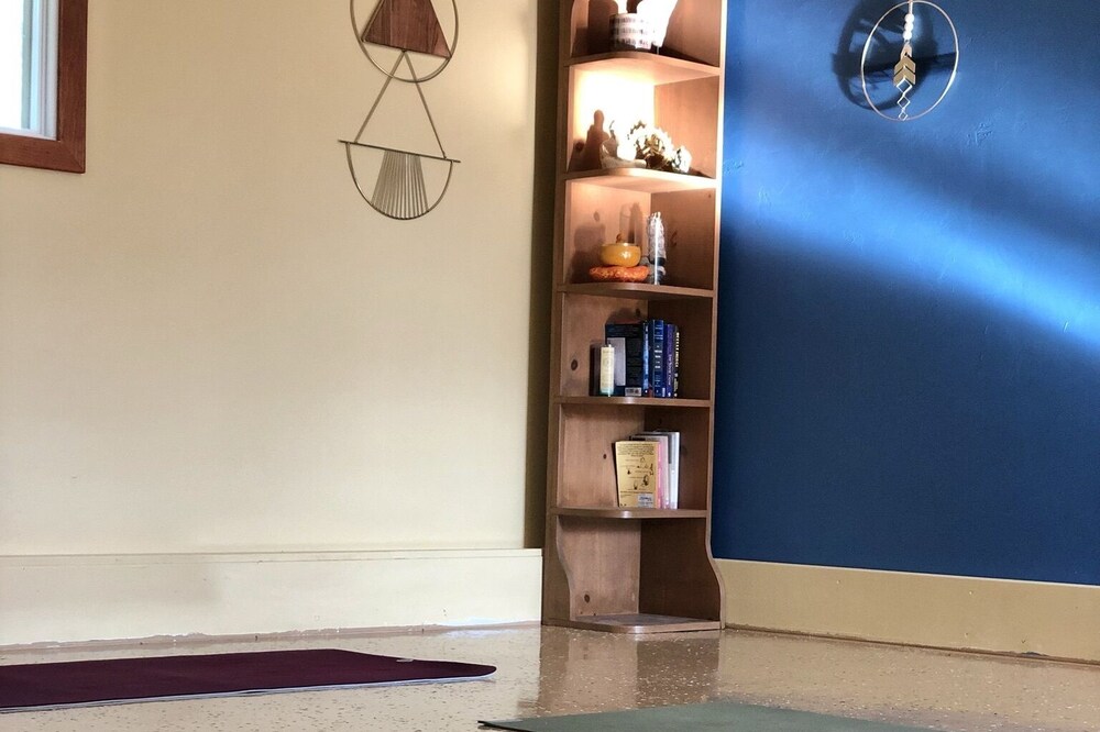 Cozy Door County home with detached yoga room- short walk from Potawatomi Park