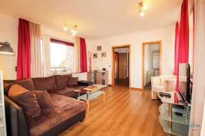 TV, stereo - Haus Elbe Döse Wohnung 17 (Cuxhaven)