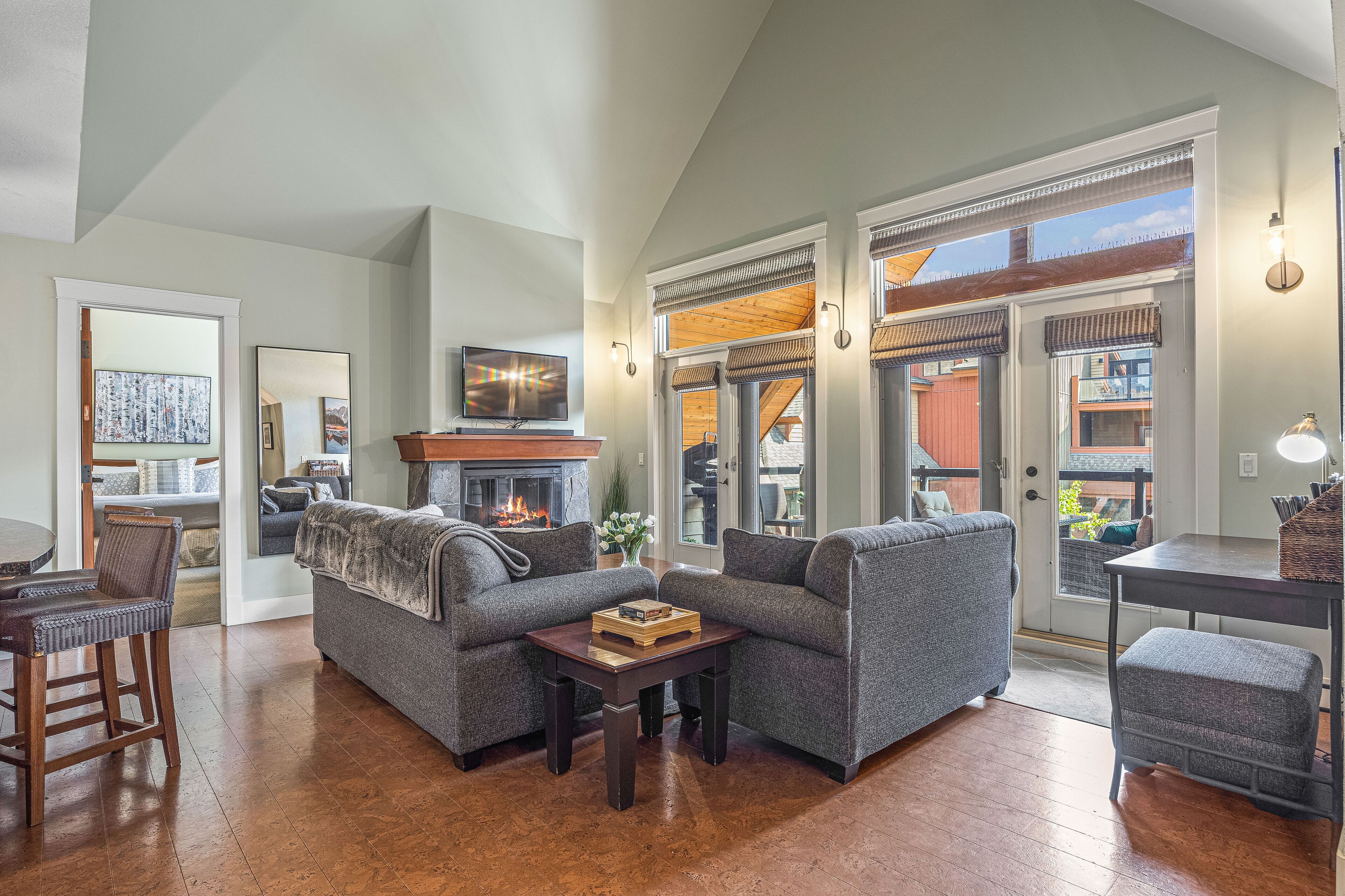 Panorama MT. View Penthouse Pool Hot Tub Gym Spa + Park Pass