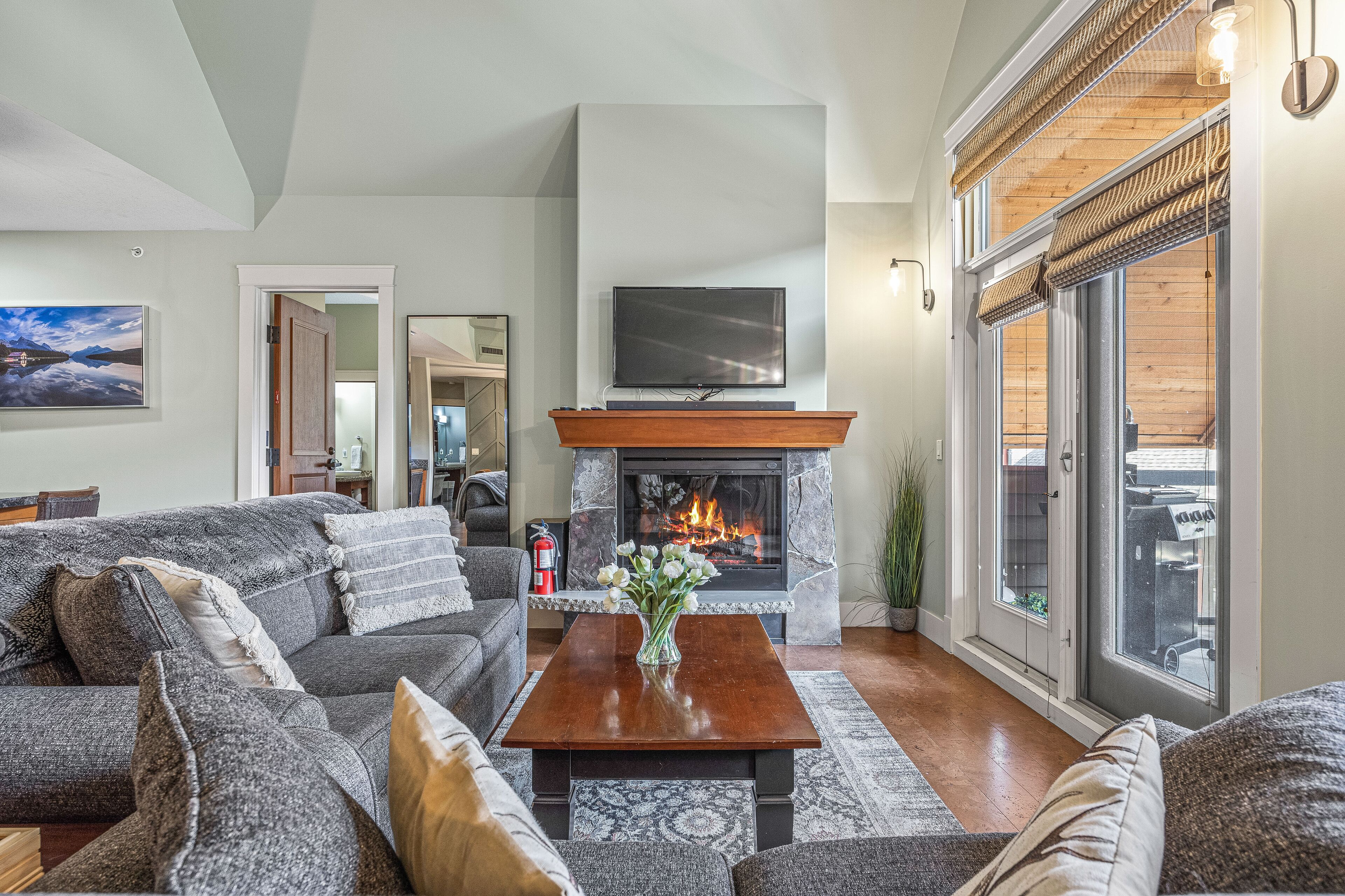 Panorama MT. View Penthouse Pool Hot Tub Gym Spa + Park Pass