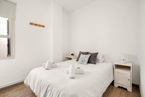 3 bedrooms, iron/ironing board, free WiFi, bed sheets - Mesquida 9 - Charming apartment - Free WiFi (Sa Mesquida)