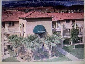 Exterior - Comfy condo close to Ironman events! (St. George)