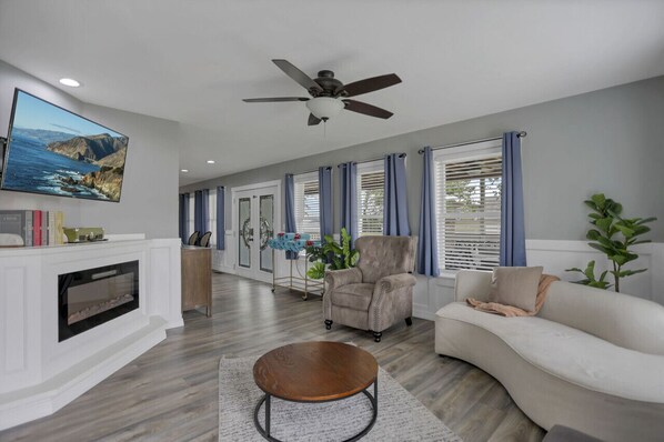 Smart TV, fireplace, video games, stereo