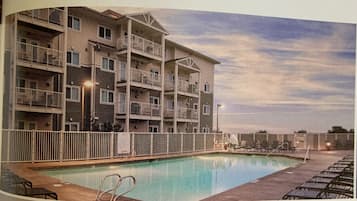 Piscine extérieure, piscine chauffée