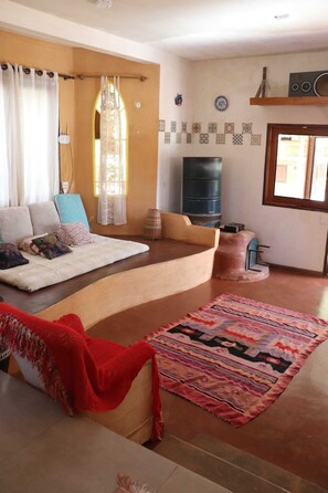 Family Villa, Accessible, Private Bathroom (Comfort Ecologic Vista) | Lounge - Chale Sossego (Alto Paraíso de Goiás)