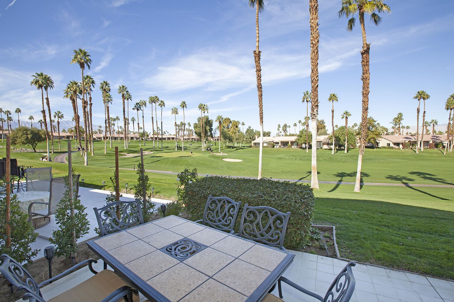 Massive Remodel complete 9/15 Two Bedrooms, Loft-Two Beds- Office- Golf View
