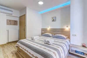 4 Schlafzimmer, Bügeleisen/Bügelbrett, kostenloses WLAN, Bettwäsche
