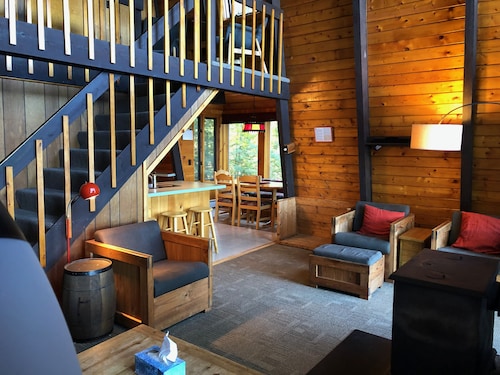 Secluded lakefront cottage with private beach LAKES REGION, DENMARK MAINE