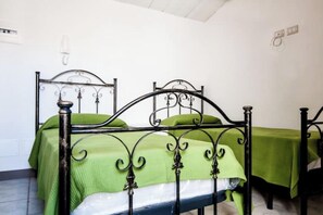 2 camere, ferro/asse da stiro, Wi-Fi gratuito, lenzuola