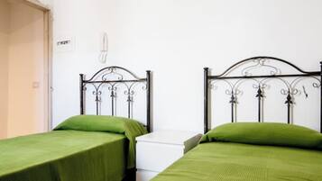 2 camere, ferro/asse da stiro, Wi-Fi gratuito, lenzuola