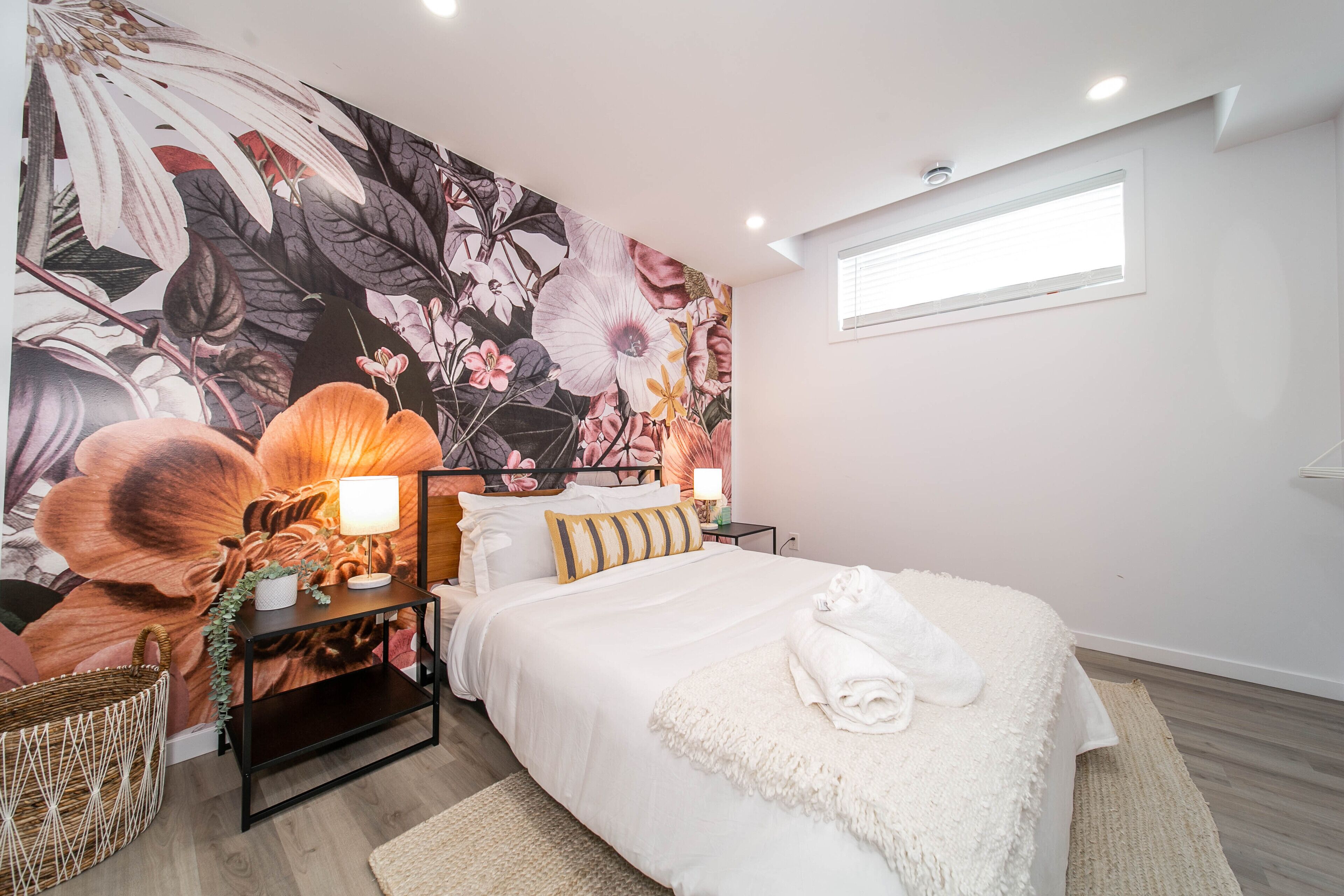 Designer Suite | Long Stays | Mins from 124 ST