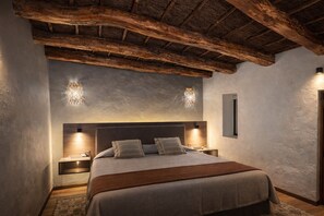 5 bedrooms, WiFi