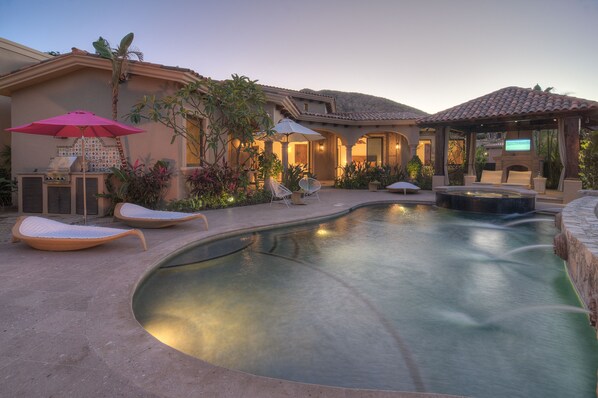 Outdoor pool, a heated pool