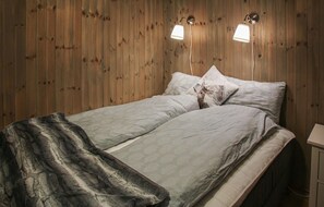 4 bedrooms, travel cot, free WiFi - Beautiful home in Hovden i Setesdal (Hovden i Setesdal)