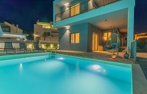 Beheizter Pool
