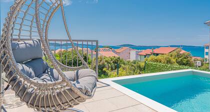 Beautiful home in Zaboric