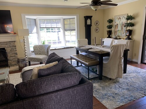 Golf course patio home close to Dana P Harbor