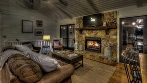 House, 3 Bedrooms | Living room - Majestic by Nature By Escape to Blue Ridge (Morganton)
