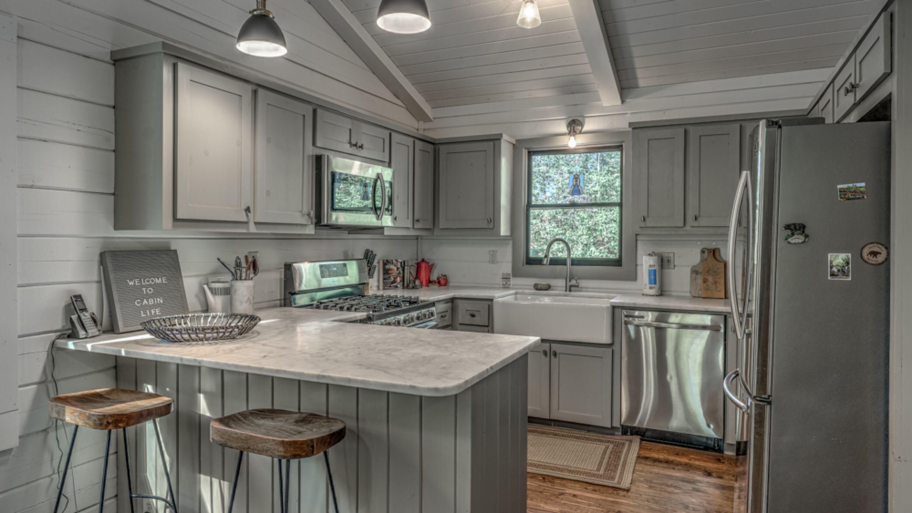 House, 3 Bedrooms | Private kitchen