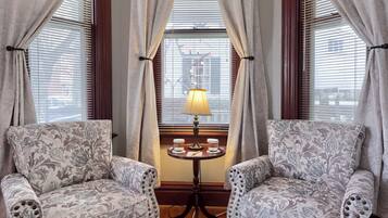 Room, 1 Queen Bed | 1 bedroom, individually decorated, free WiFi, bed sheets