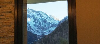 GRAYNITE - ADAMELLO PEAK - ONE Apartment