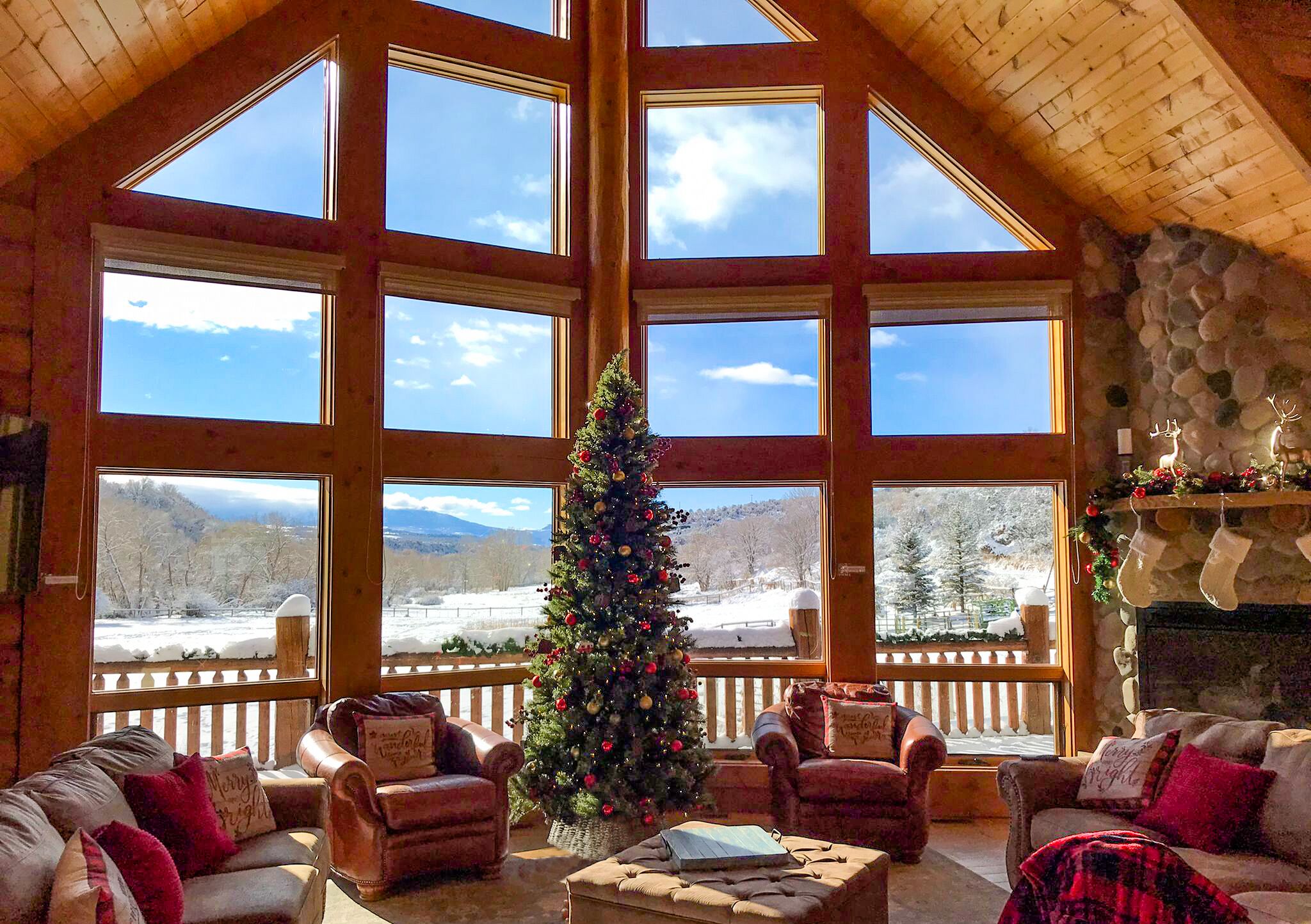 Luxury Log Home - 25 Minutes To Skiing, Boating and Trails!
