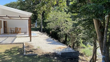 Enceinte de lâhĂ©bergement