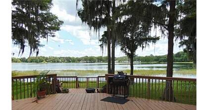 Grogan Manor Lake House @ NatureCoast Florida