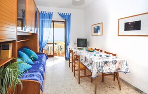 Dining - Gorgeous apartment in Torvaianica (Torvaianica)