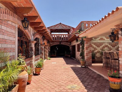 Mi casa, es su casa en Tlacolula Oax. 