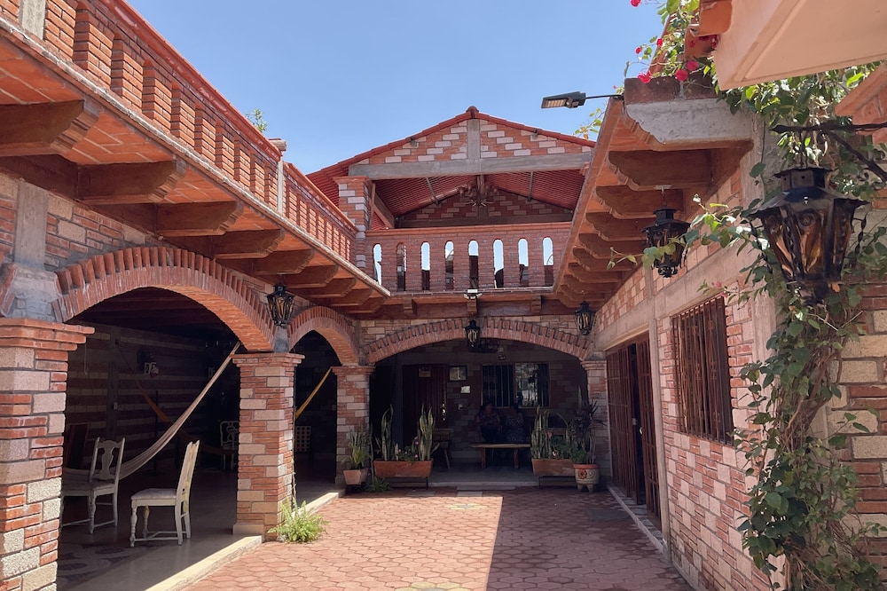Mi casa, es su casa en Tlacolula Oax.