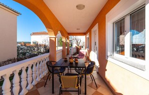Outdoor dining - Nice apartment in Krusevo with house sea view (Krusevo)