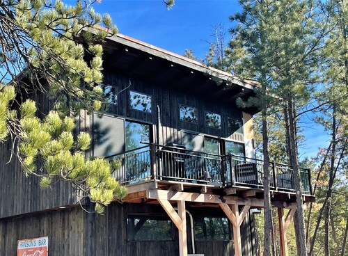 10 min to Mount Rushmore, Black Hills.