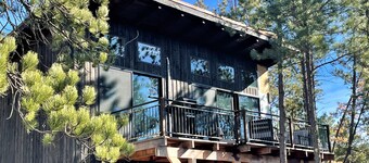 10 min to Mount Rushmore, Black Hills.